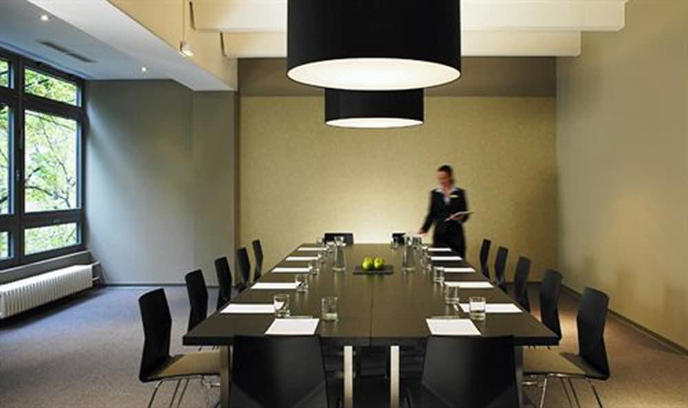 Aspria Ku'damm Sport & Hotel 4*