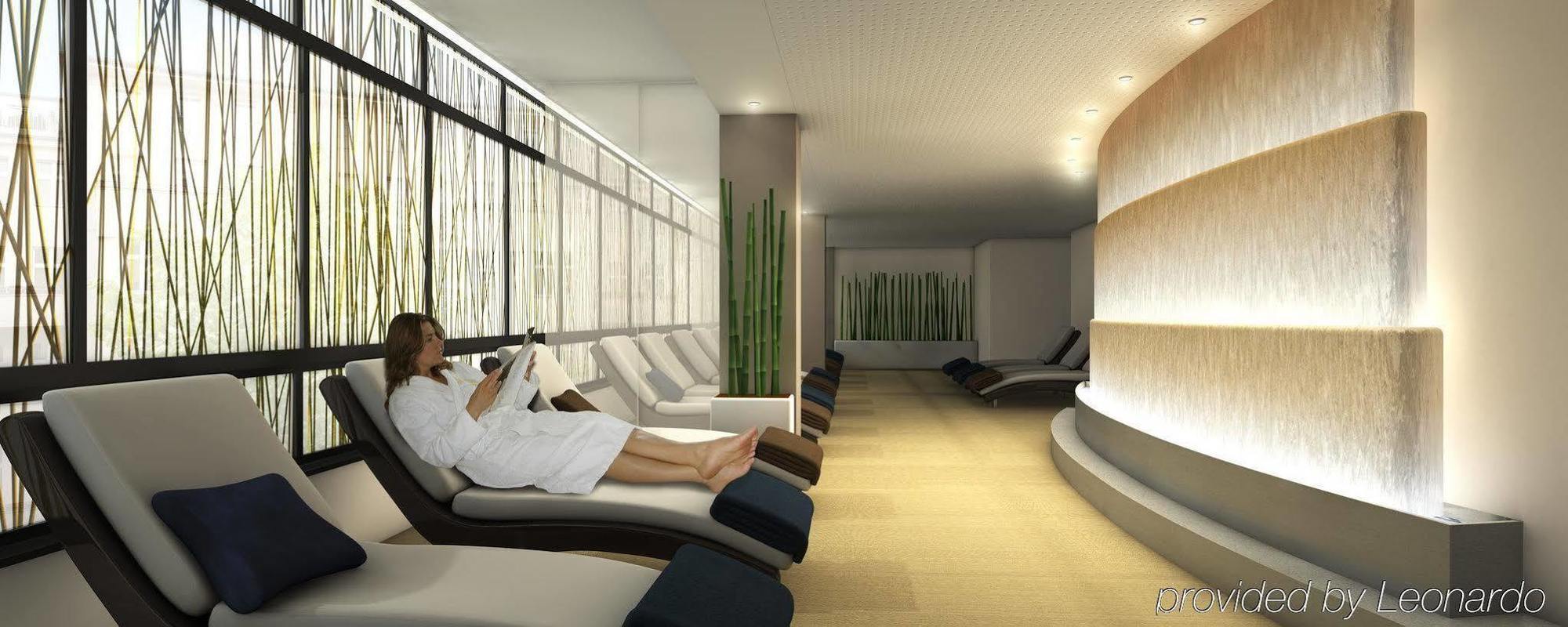 Hotel Aspria Ku'damm Sport & 4*